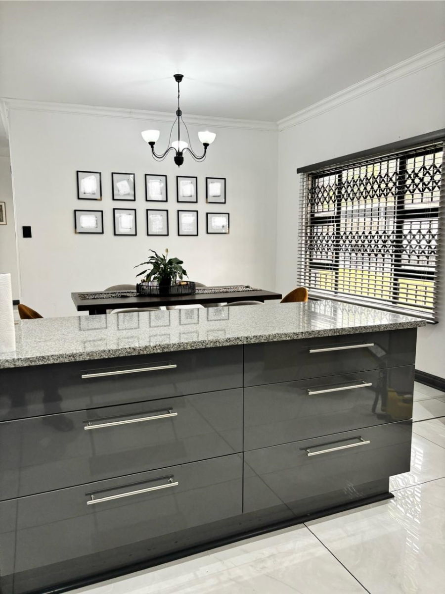 3 Bedroom Property for Sale in Bayswater Free State